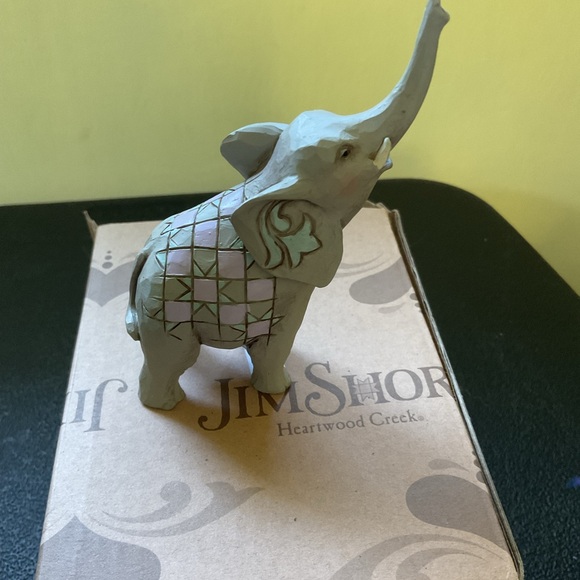 NIB Jim Shore Elephant Raised Trunk Figurine Heartwood Creek - Picture 7 of 10